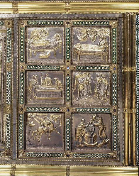 Saint Ambrose Altar: episodes of the life of Saint Ambrose, detail of the posterieure part (Golden altar representing story of life of st Ambrose, reliefs sculpted by Vuolvinio) - reliefs d