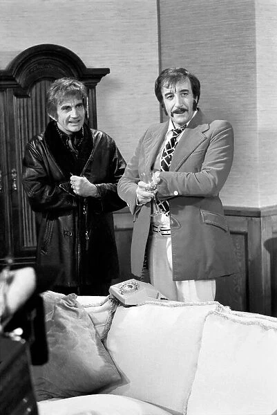 Actor  /  Humour  /  comedy. Peter Sellers filming 'Pink Panther'