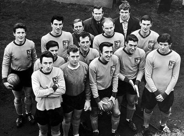 Alvechurch team group. Back row left to right: Manager John Hemus and John Mason