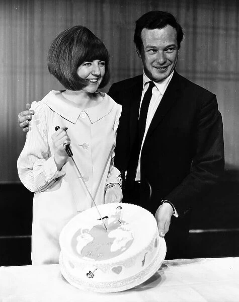 Cilla Black Singer  /  TV Presenter cutting cake with Brian Epstein in 1964