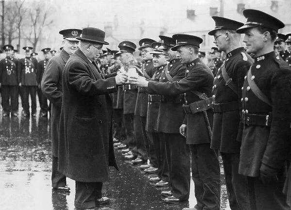 The Mayor of Swansea, (Councillor Tom James) handing out tea to The Auxiliary Fire