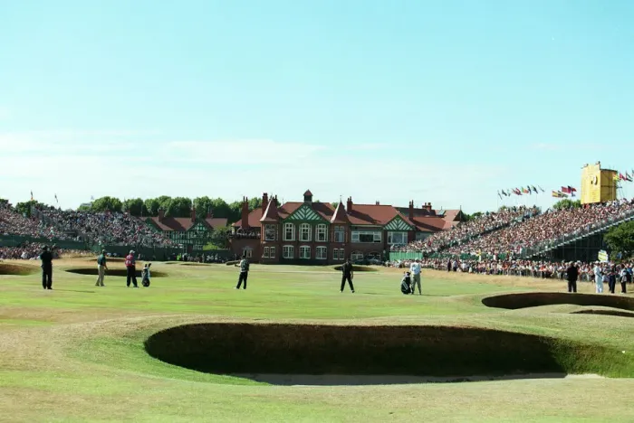 Framed Print : 18th Green & Clubhouse Framed Print : 18th Green & Clubhouse