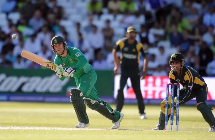 Framed Print : Ab De Villiers & Kamran Akmal Framed Print : Ab De Villiers & Kamran Akmal