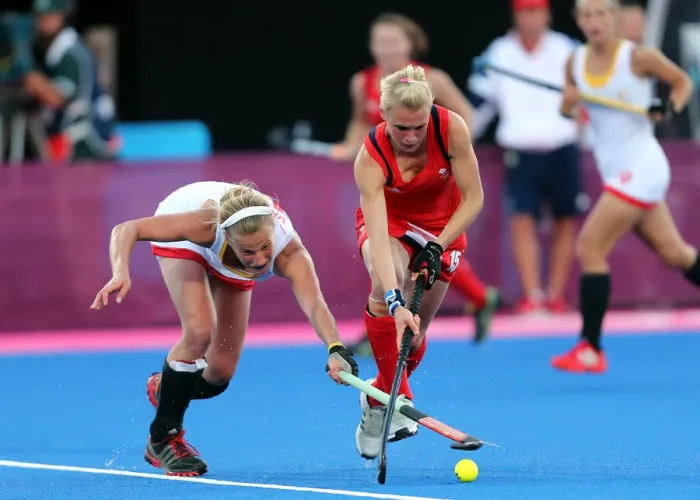 Framed Print : Alex Danson & Anne-Sophie Van Regemortel Framed Print : Alex Danson & Anne-Sophie Van Regemortel