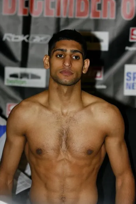 Framed Print : Amir Khan Lightweight Boxer Date: 07 December 2007 Framed Print : Amir Khan Lightweight Boxer Date: 07 December 2007