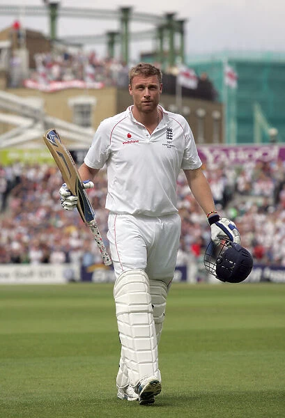 Andrew Flintoff Leaves The Field After Caught By Siddle