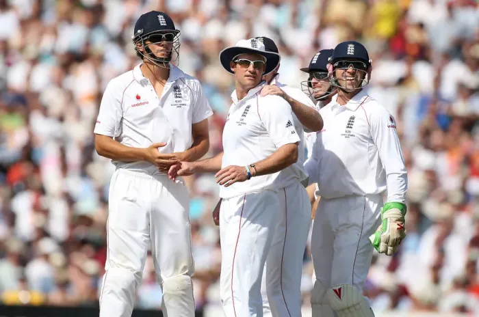 Framed Print : Andrew Strauss & Players Celebrate Framed Print : Andrew Strauss & Players Celebrate