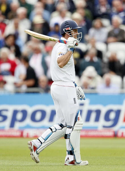 Andrew Strauss Trudges Off After 45