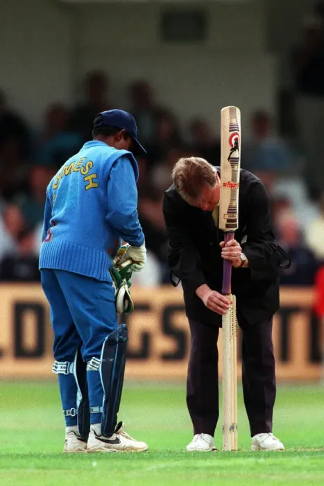Framed Print : Barry Dudleston Fixes Stumps Framed Print : Barry Dudleston Fixes Stumps