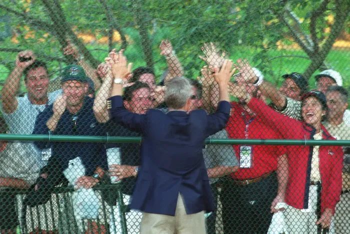 Framed Print : Ben Crenshaw With Fans Framed Print : Ben Crenshaw With Fans