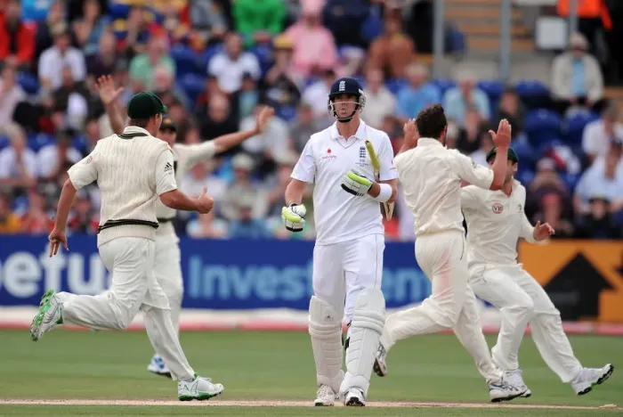 Framed Print : Ben Hilfenhaus Celebrates Kevin Pietersen Wicket Framed Print : Ben Hilfenhaus Celebrates Kevin Pietersen Wicket