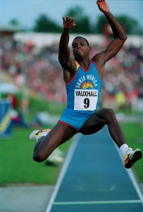 Framed Print : Carl Lewis Framed Print : Carl Lewis