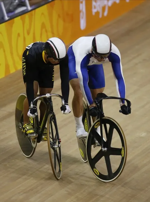 Framed Print : Chris Hoy & Mohd Azizulhasni Awang Framed Print : Chris Hoy & Mohd Azizulhasni Awang