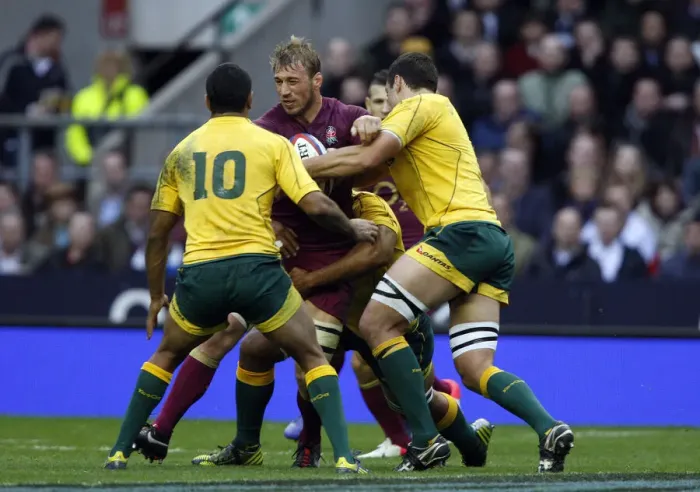 Framed Print : Chris Robshaw Finds Himself Surrounded Framed Print : Chris Robshaw Finds Himself Surrounded