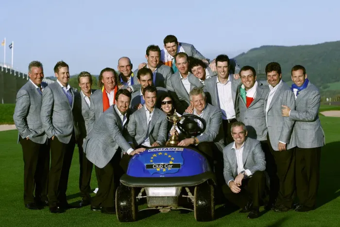 Framed Print : Colin Montgomerie & European Team Framed Print : Colin Montgomerie & European Team
