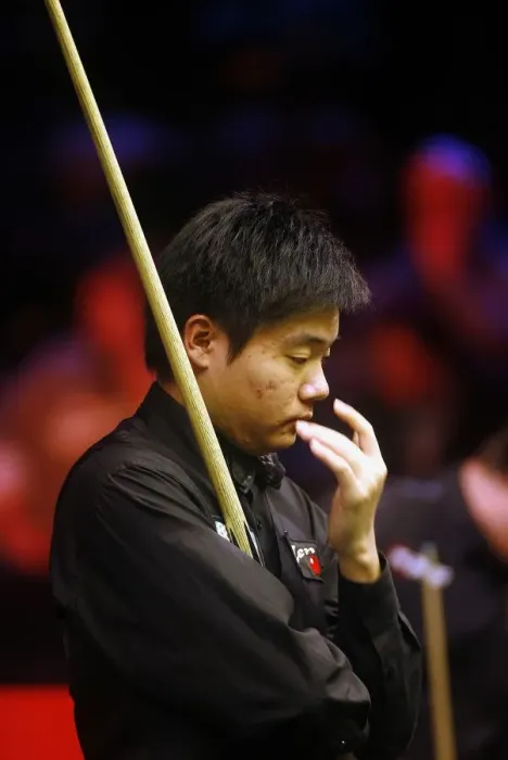 Framed Print : Ding Junhui Framed Print : Ding Junhui