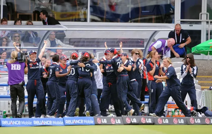Framed Print : Englad Team Celebrate Win Framed Print : Englad Team Celebrate Win