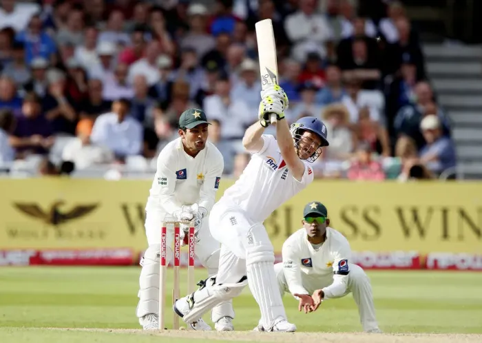 Framed Print : Eoin Morgan Framed Print : Eoin Morgan