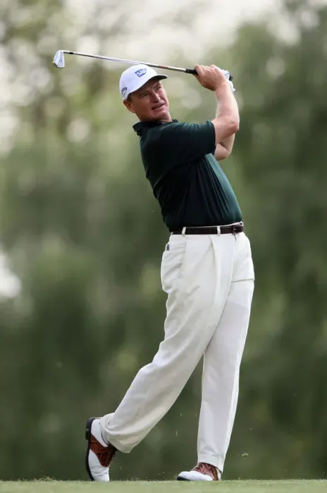 Framed Print : Ernie Els On The 1st Framed Print : Ernie Els On The 1st