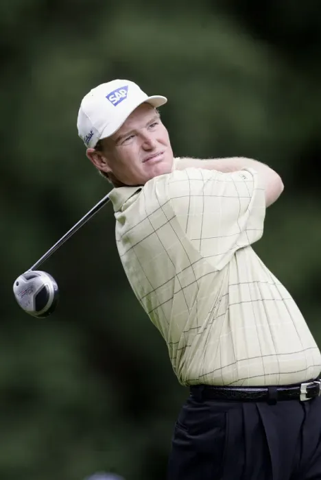 Framed Print : Ernie Els South Africa Volvo PGA Championship Wentworth Club Framed Print : Ernie Els South Africa Volvo PGA Championship Wentworth Club