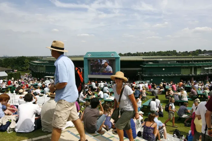Framed Print : Fans On Henman Hill Framed Print : Fans On Henman Hill