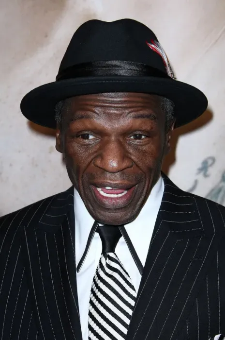 Framed Print : Flyod Mayweather Sr Framed Print : Flyod Mayweather Sr