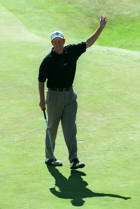 Framed Print : Gary Owen Sinks Birdie Putt Framed Print : Gary Owen Sinks Birdie Putt