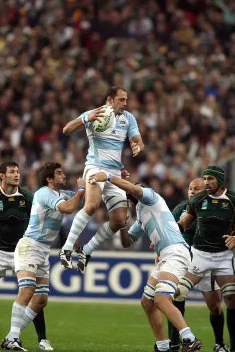 Framed Print : Gonzalo Longo Elia Wins Line-Out