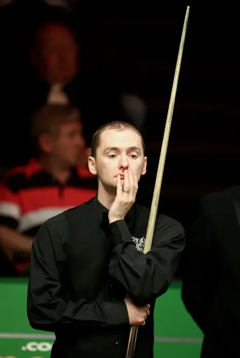 Framed Print : Graeme Dott