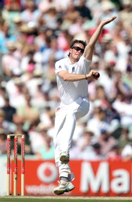 Framed Print : Graeme Swann Framed Print : Graeme Swann