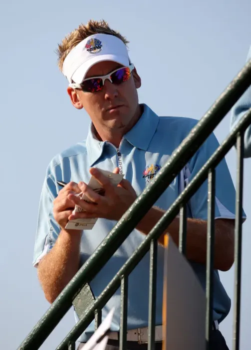 Framed Print : Ian Poulter Signs Autographs