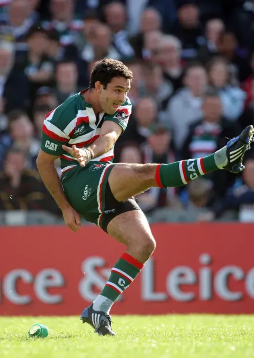 Framed Print : Jeremy Staunton Kicks In Difficult Conditions