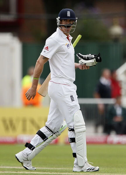 Kevin Pietersen Out For 9 Runs