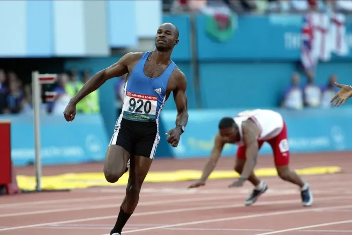Framed Print : Kim Collins Wins 100 Metres