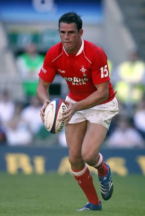Framed Print : Lee Byrne Wales and Ospreys England Rugby UnionV Wales Rugby Union Twickenham Framed Print : Lee Byrne Wales and Ospreys England Rugby UnionV Wales Rugby Union Twickenham