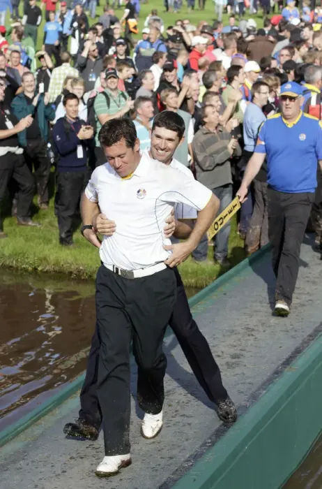 Framed Print : Lee Westwood & Padraig Harrington On The 18th Bridge Lee Framed Print : Lee Westwood & Padraig Harrington On The 18th Bridge Lee