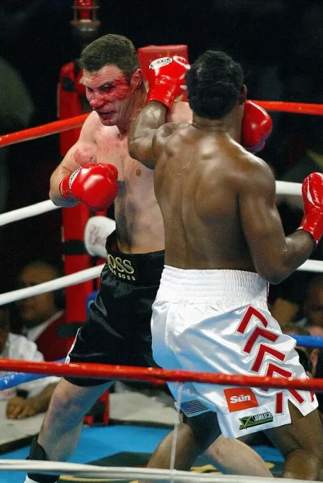 Framed Print : Lennox Lewis & Vitali Klitschko Framed Print : Lennox Lewis & Vitali Klitschko