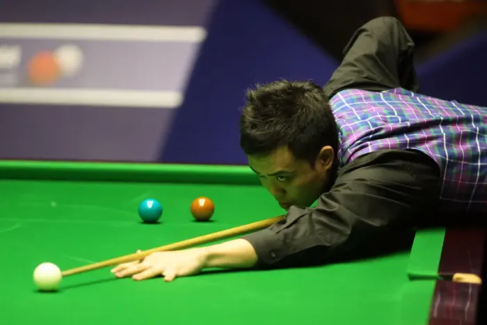 Framed Print : Marco Fu Hong Kong Betfred.Com, World Snooker Championship The Crucible