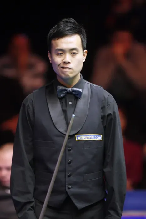 Framed Print : Marco Fu Hong Kong Williamhill.Com, Uk Snooker Championship York Barbican Framed Print : Marco Fu Hong Kong Williamhill.Com, Uk Snooker Championship York Barbican