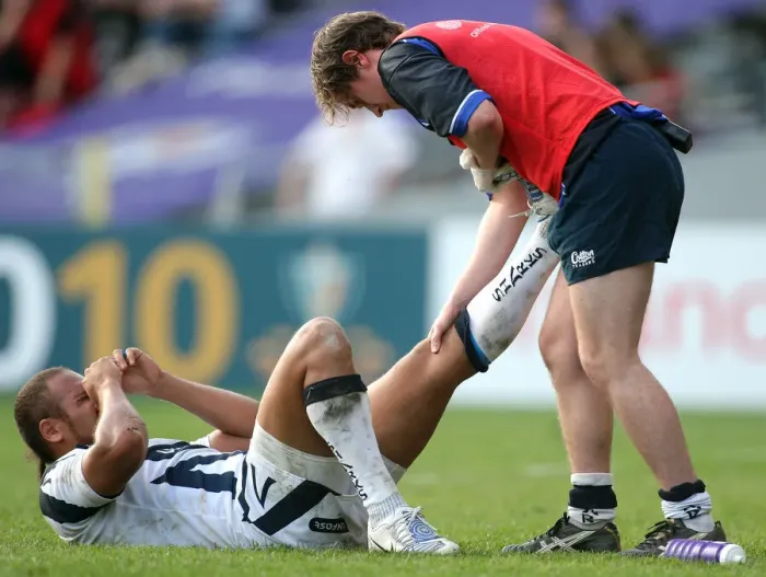 Framed Print : Marika Vakacegu Suffers Cramp