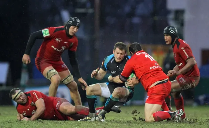 Framed Print : Mark Cueto Finds No Way Past Daan Human Framed Print : Mark Cueto Finds No Way Past Daan Human