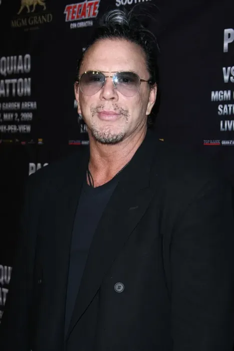 Framed Print : Mickey Rourke Framed Print : Mickey Rourke