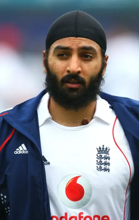 Framed Print : Monty Panesar Framed Print : Monty Panesar