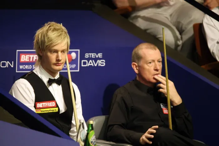 Framed Print : Neil Robertson & Steve Davis Framed Print : Neil Robertson & Steve Davis