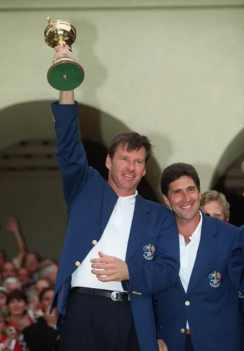 Framed Print : Nick Faldo Raises Ryder Cup Framed Print : Nick Faldo Raises Ryder Cup