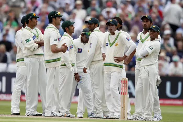 Framed Print : Pakistan Player With Injured Finger Framed Print : Pakistan Player With Injured Finger
