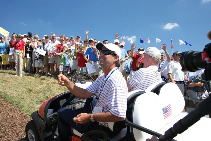 Framed Print : Paul Azinger With The Crowd Framed Print : Paul Azinger With The Crowd