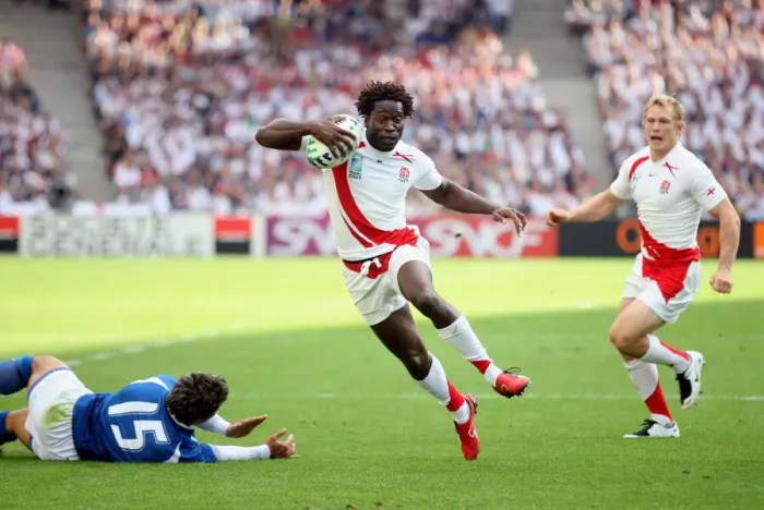 Framed Print : Paul Sackey Skips Past Crichton Framed Print : Paul Sackey Skips Past Crichton