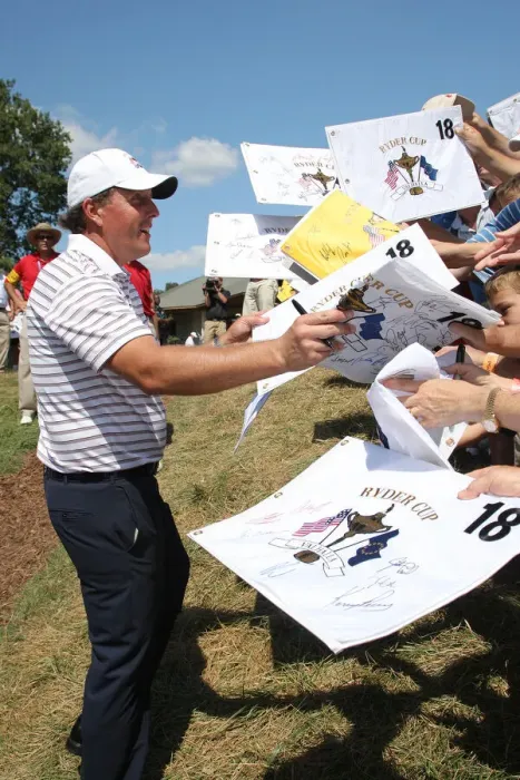 Framed Print : Phil Mickelson Signs Autographs