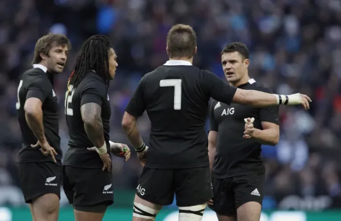 Framed Print : Richie Mccaw & Dan Carter Framed Print : Richie Mccaw & Dan Carter